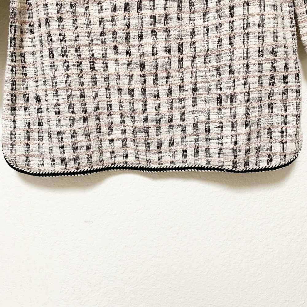 Max Studio | Cream & Pink Tweed Top S - Picture 3 of 6